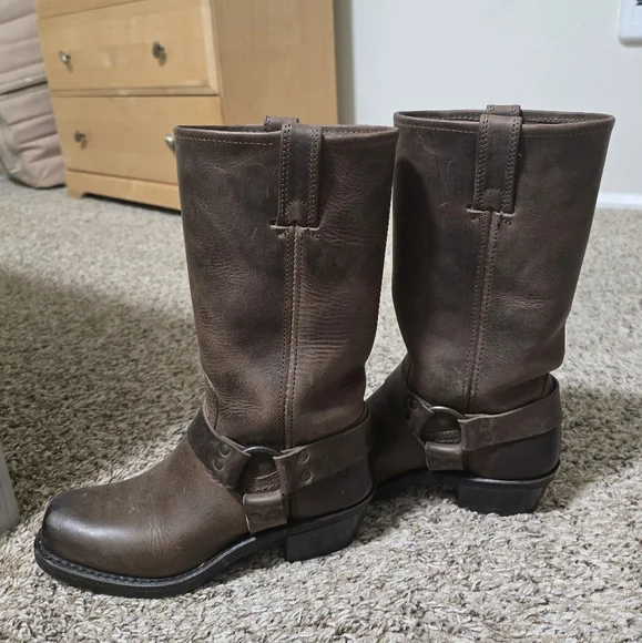 Frye Harness 12R Womens Boots - Picture 4 of 5